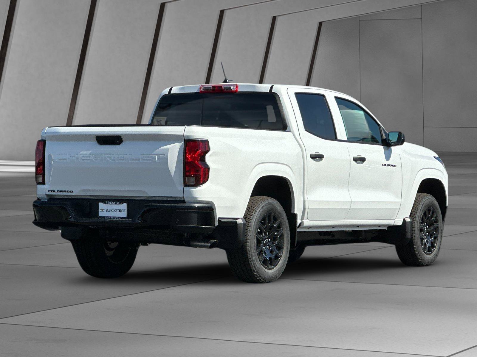 New 2026 Summit White Chevrolet WT image 4