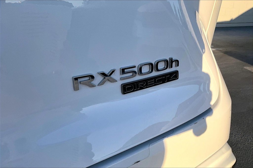 Used 2023 Ultra White Lexus 500h F SPORT Performance image 22