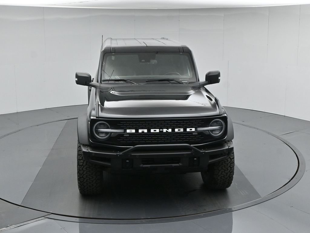 Certified Used 2022 Black Ford Wildtrak image 40