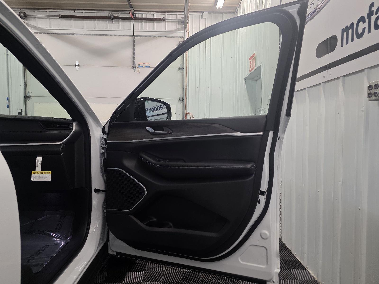 Used 2026 Bright White Clearcoat Jeep Limited image 17