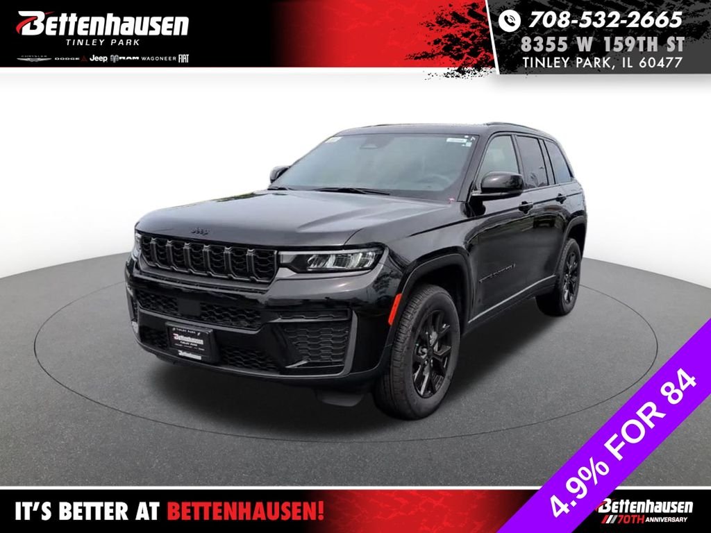 New 2026 Diamond Black Crystal Pearl-Coat Exterior Paint Jeep Altitude image 1