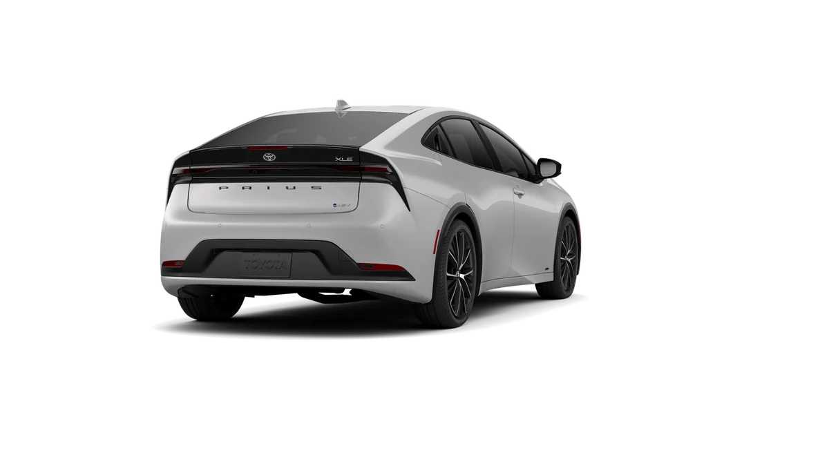 New 2026 Cutting Edge Toyota XLE AWD image 37