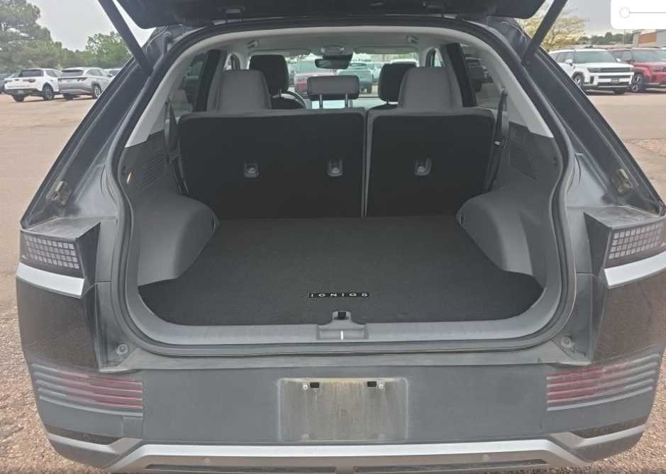 Used 2024 Abyss Black Hyundai SEL image 10