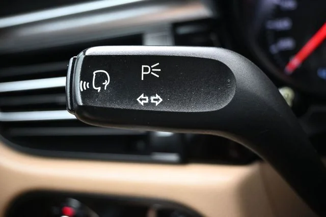 Used 2019 Blue Porsche Base image 20