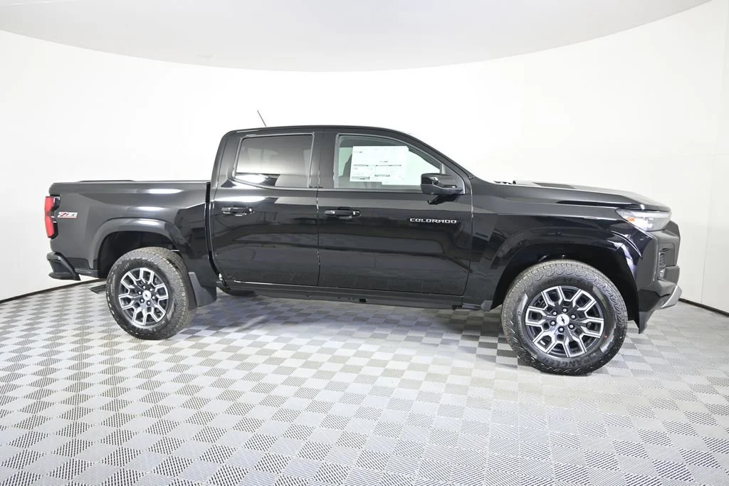 New 2026 Black Chevrolet Z71 image 9