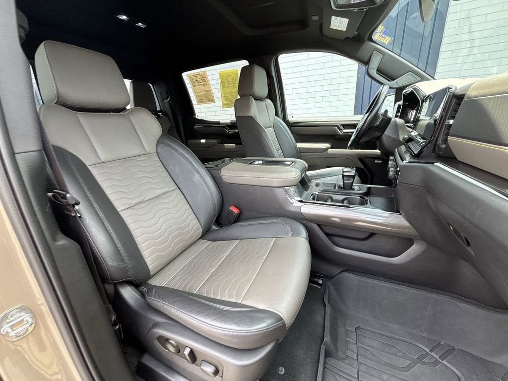 Used 2022 Beige Chevrolet ZR2 image 26