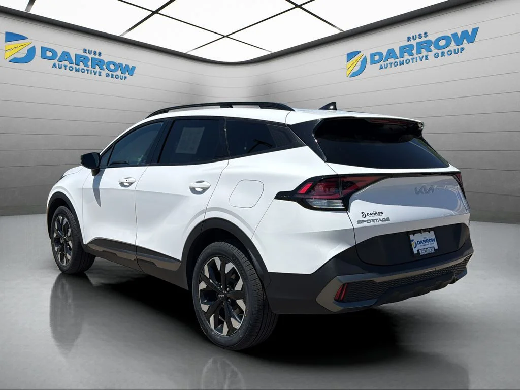 Used 2023 White Kia X-Line image 3