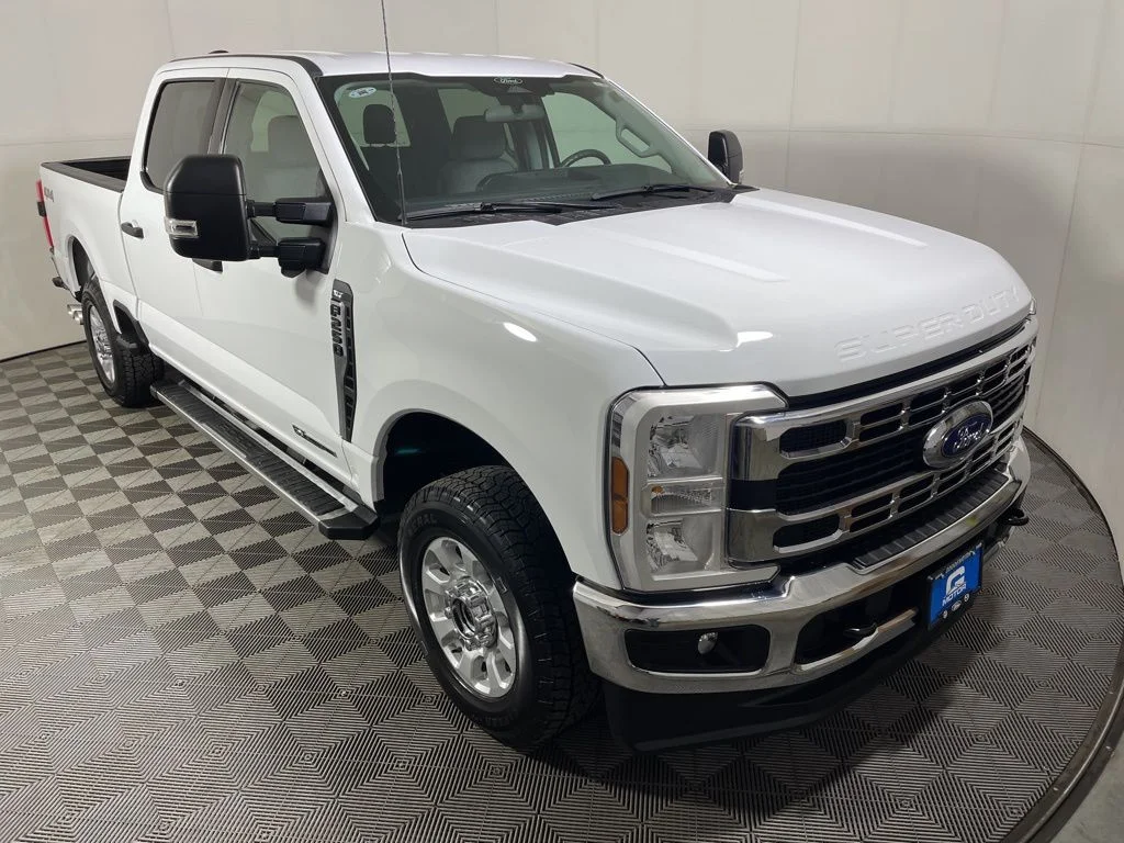 2024 Ford F-250 XLT 4x4 Crew Cab 8' Box's photo