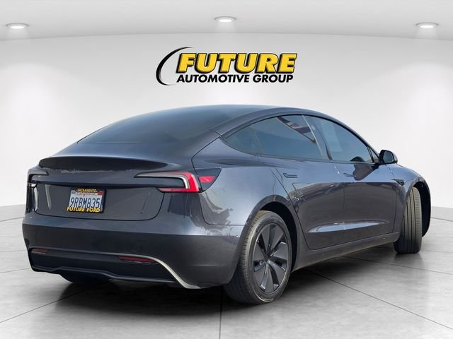 Used 2025  Tesla  image 4