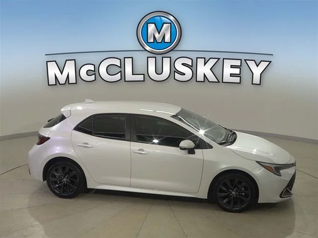 Used 2025 Beige Toyota XSE image 12