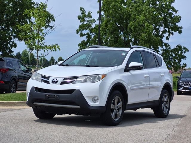 Used 2015 White Toyota XLE image 3