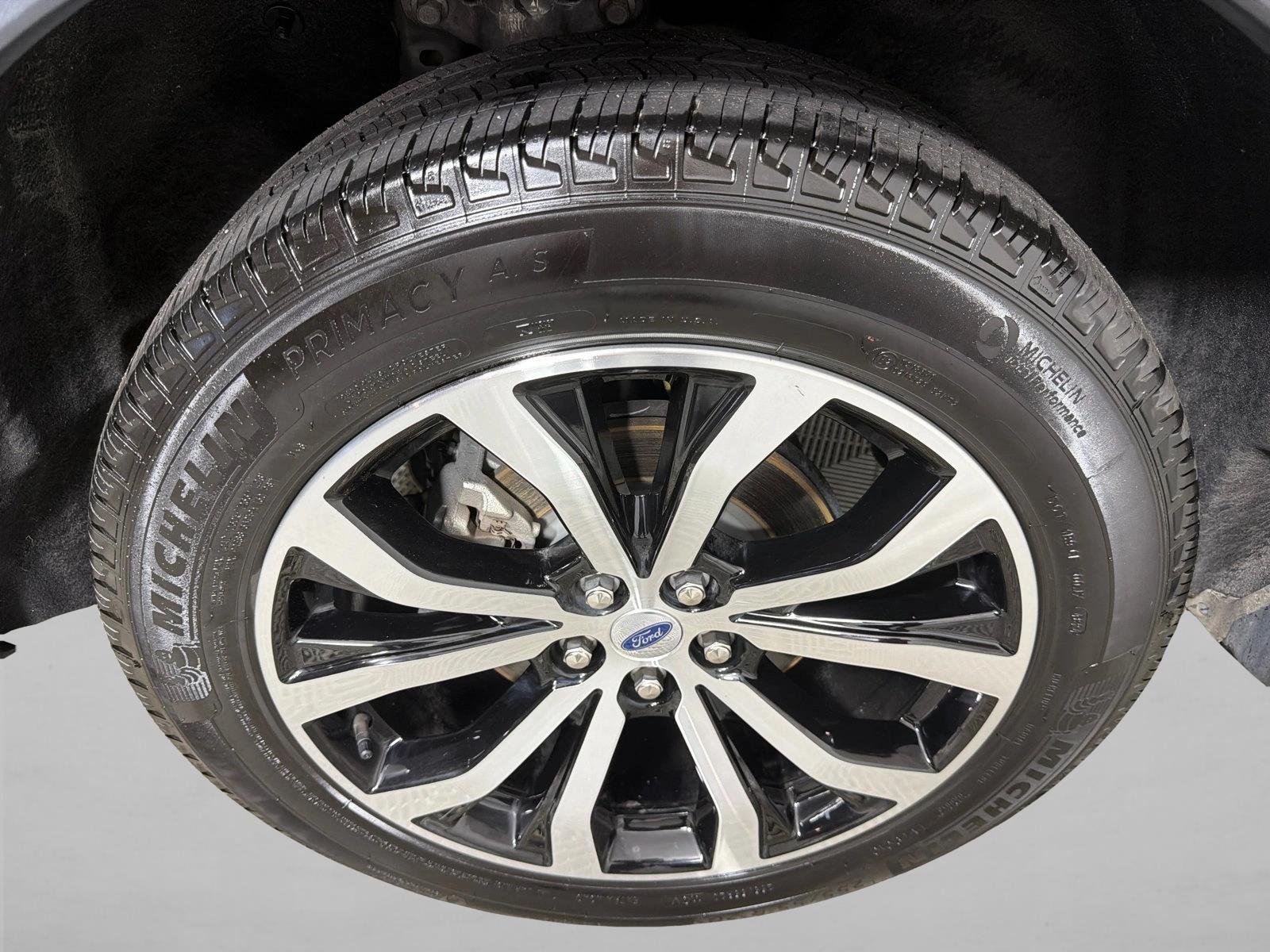 Used 2025 Carbonized Gray Metallic Ford ST-Line image 17