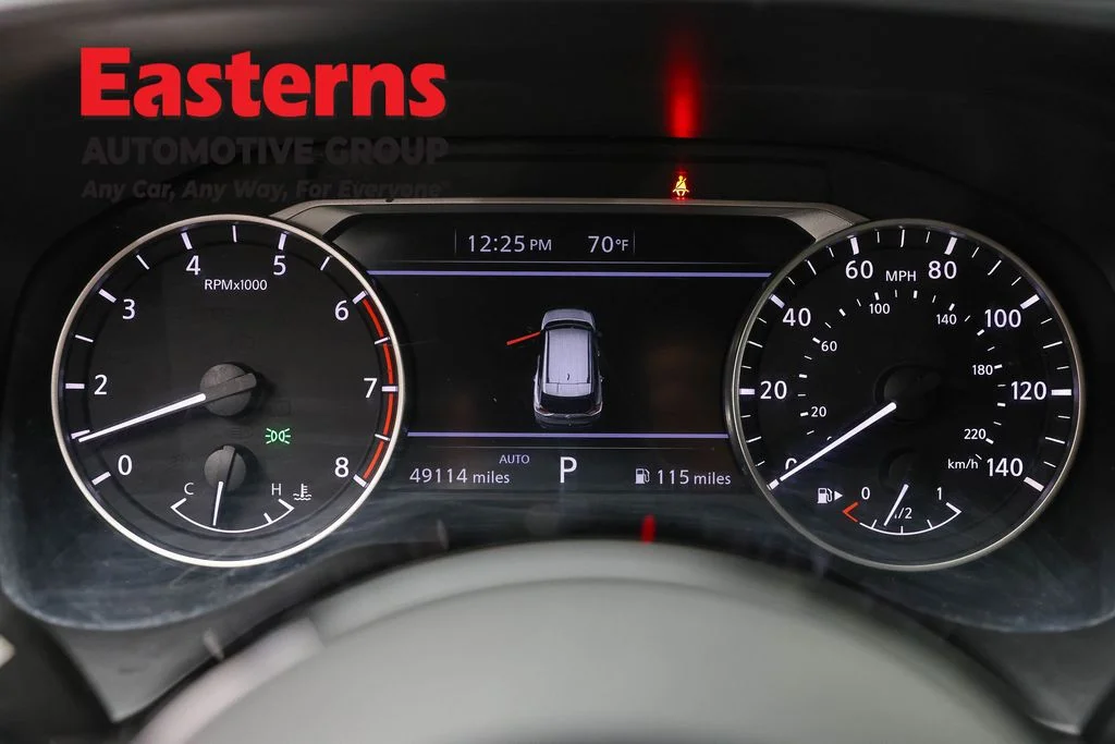 Used 2023 Gray Nissan SV image 17
