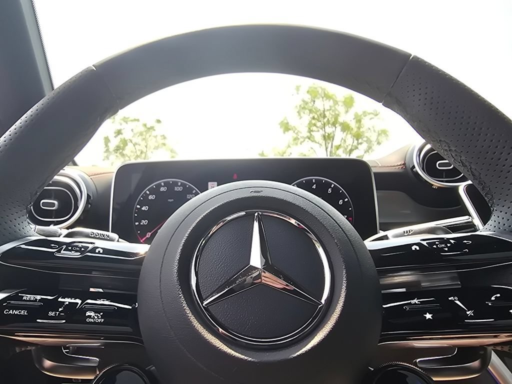 New 2026 Obsidian Black Metallic Mercedes-Benz GLC 43 AMG® image 70
