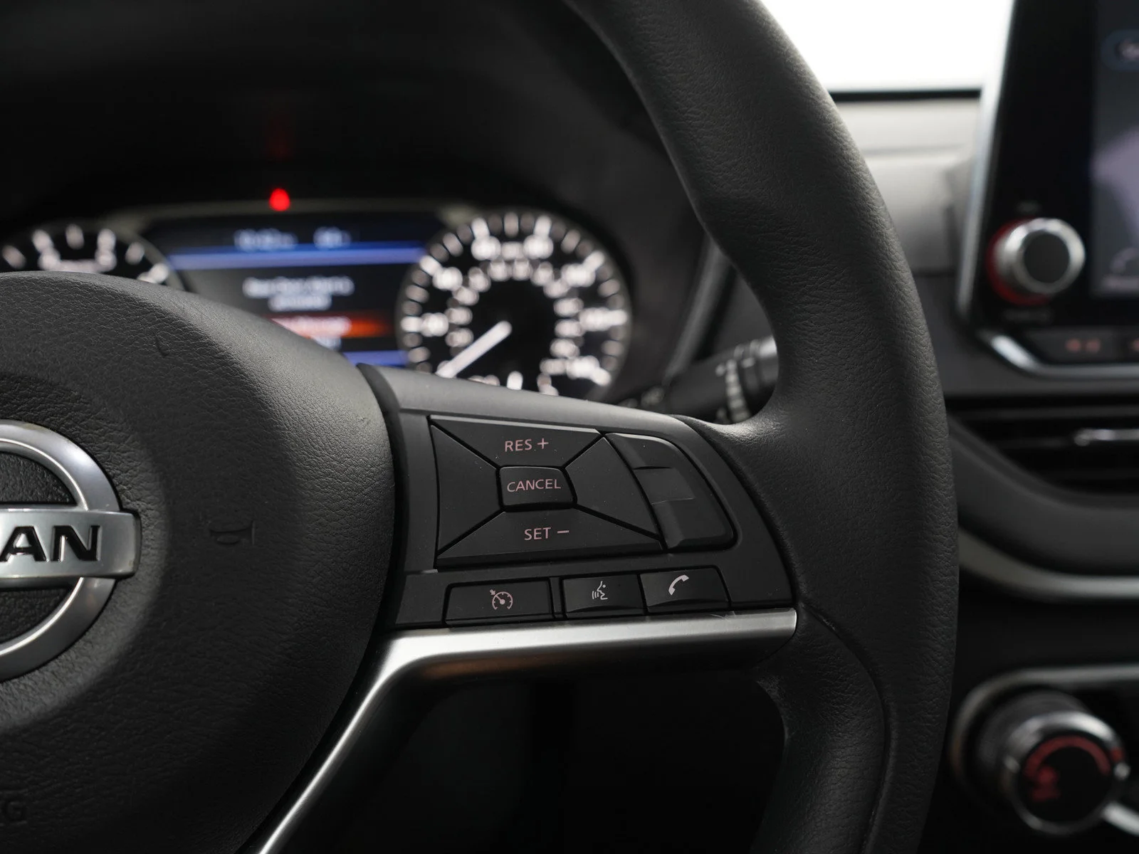 Used 2019 Super Black Clearcoat Nissan 2.5 S image 24