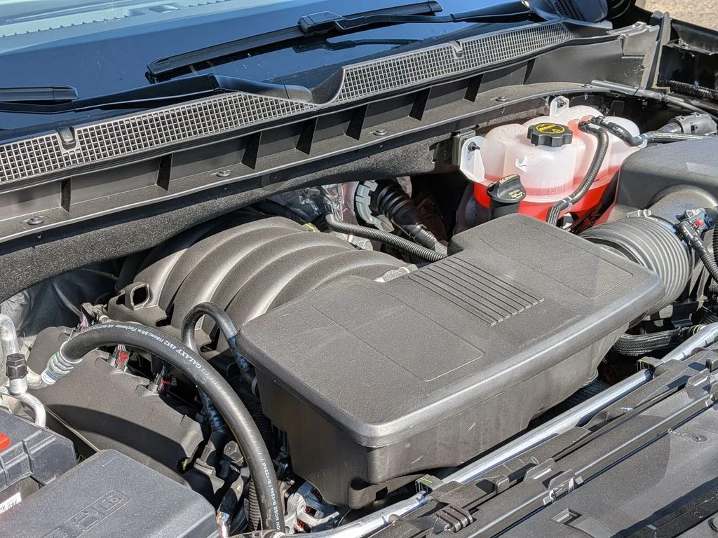 2026 Chevrolet Suburban Premier - Photo 13