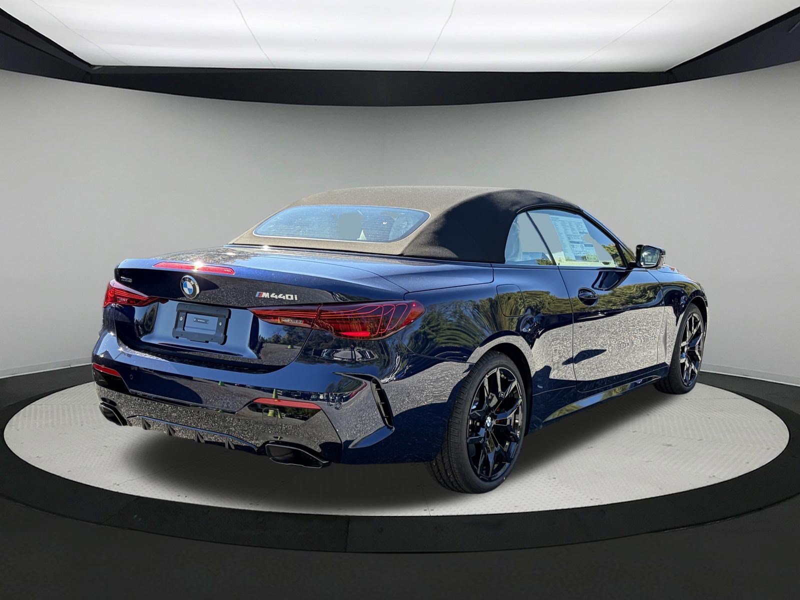 New 2027 Tanzanite Blue II Metallic BMW M440i xDrive image 9