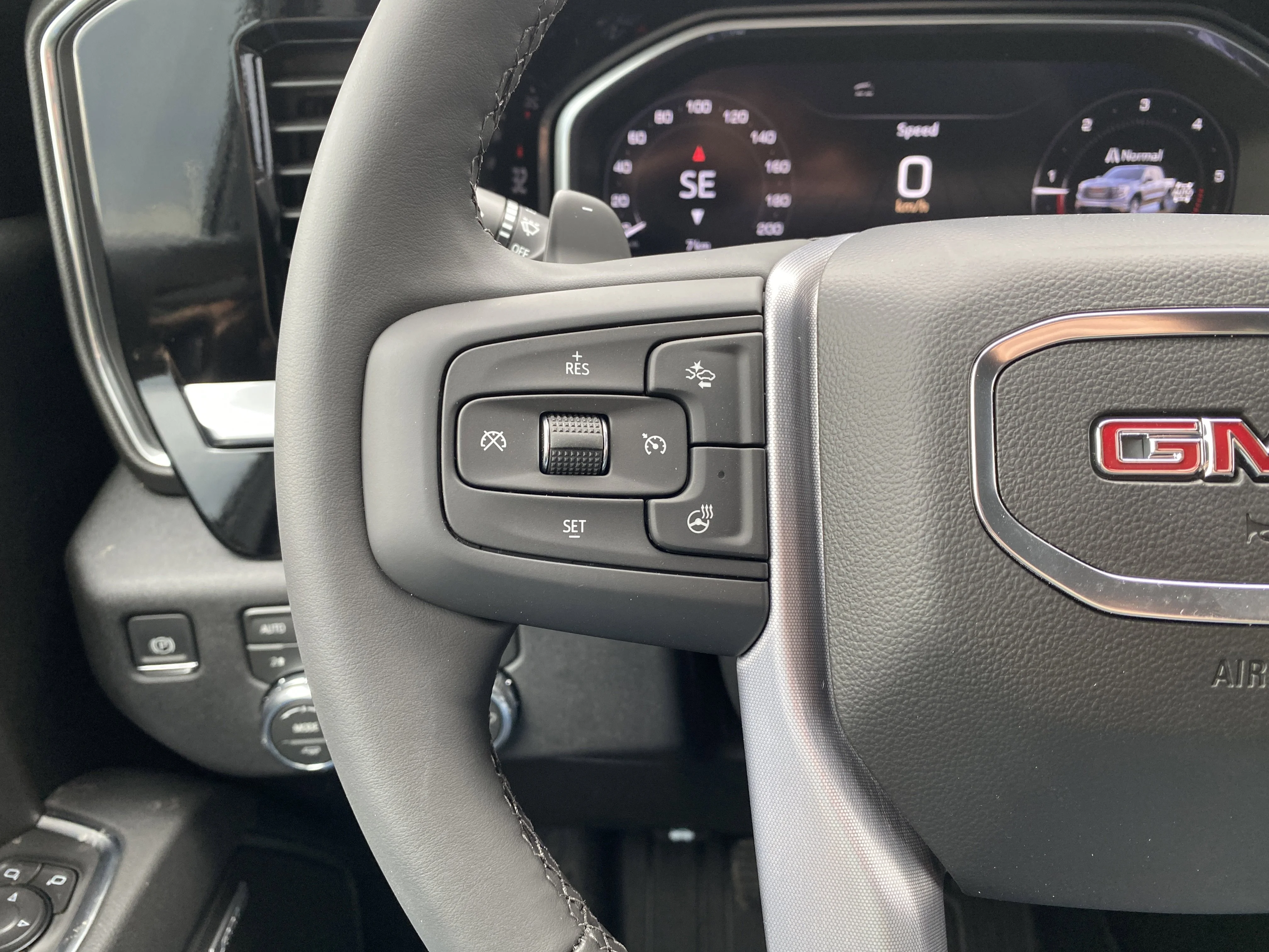 New 2026 ONYX BLACK GMC Elevation image 17