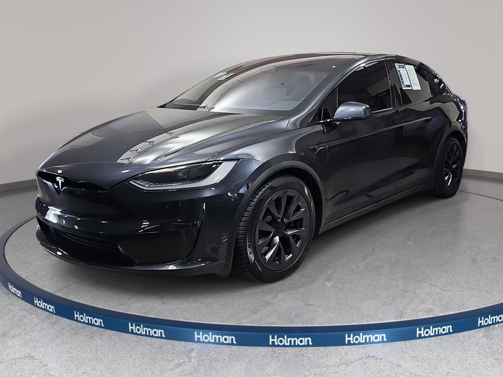 2024 Tesla Model X Long Range's photo