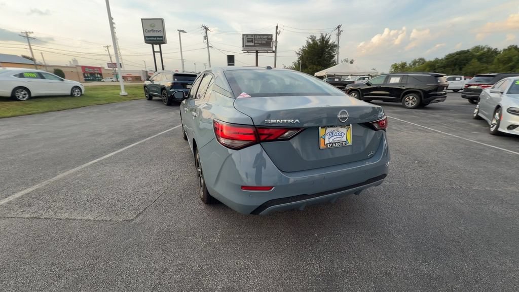 Used 2024 Gray Nissan SV image 6