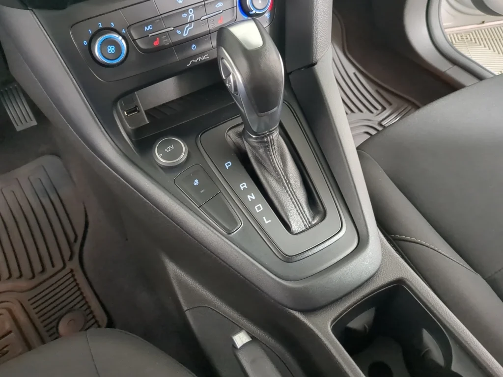 Used 2016 Gray Ford SE image 23