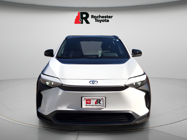 Used 2024 Beige Toyota XLE image 2