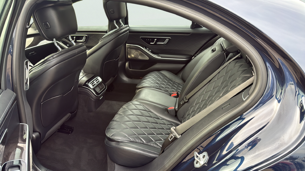 Used 2024 Blue Mercedes-Benz S 580 image 20