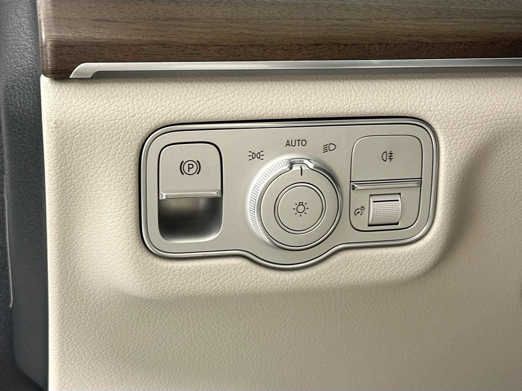 New 2026 Polar White Mercedes-Benz GLE 350 image 44