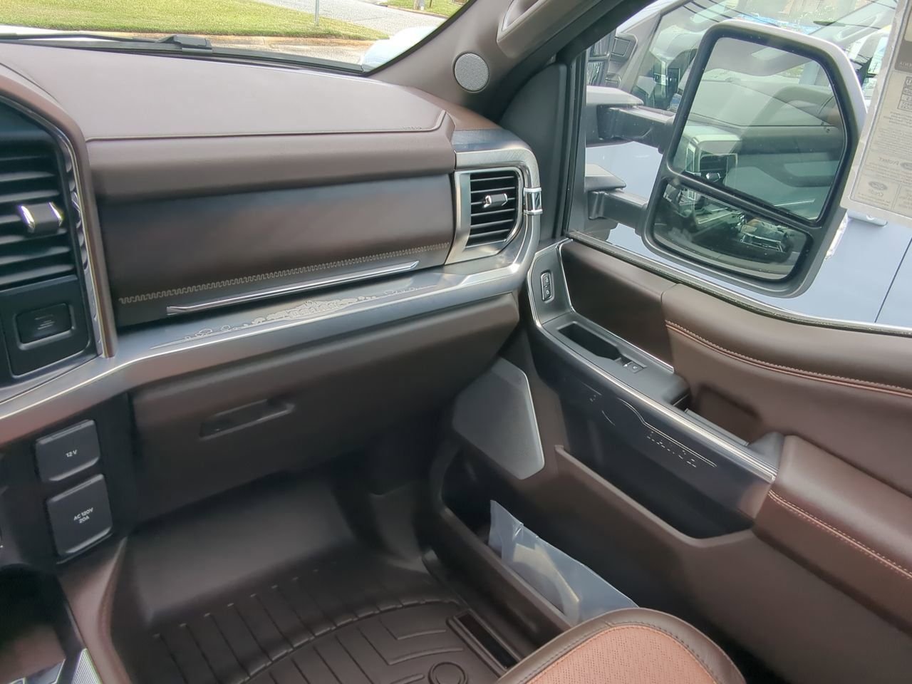 2025 Ford F-350 Super Duty King Ranch - Photo 17