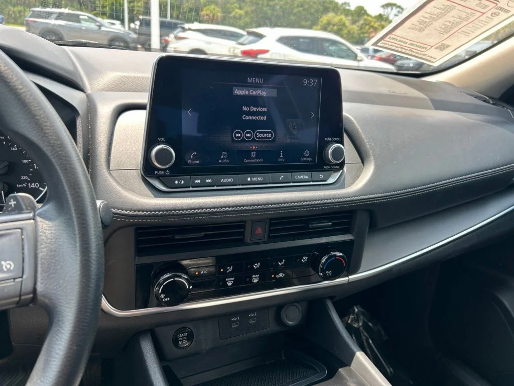 Certified Used 2024 White Nissan S image 31