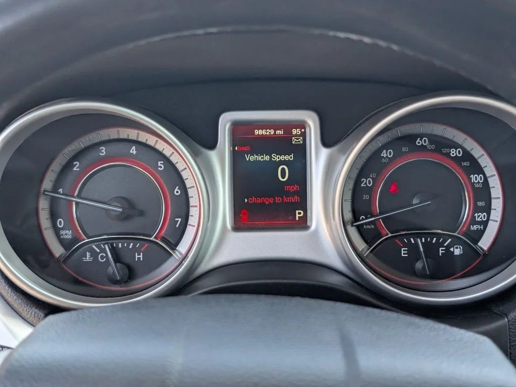 Used 2019 Gray Dodge SE image 23
