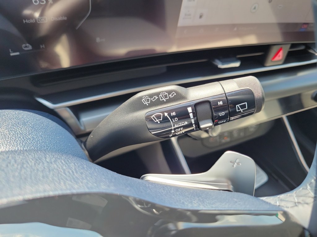 New 2026 Snow White Pearl Kia SX Prestige image 30