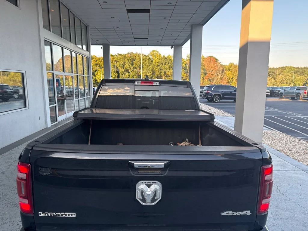 Used 2019 Diamond Black Cry Ram Laramie image 11