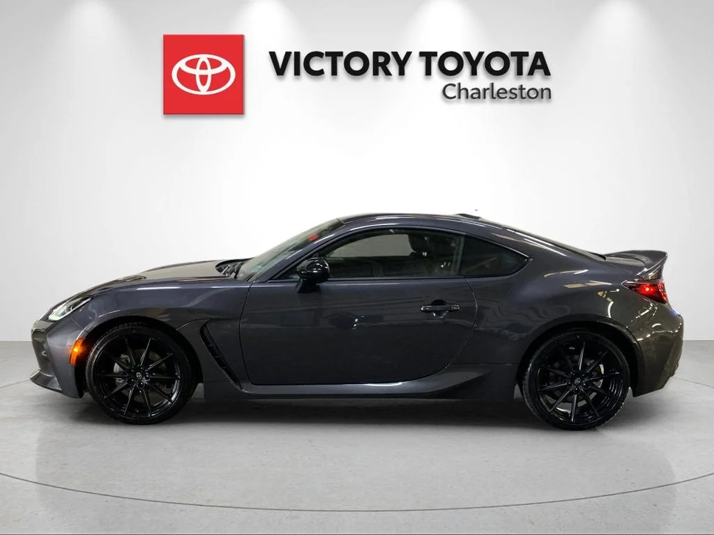 Used 2026  Toyota Premium image 2