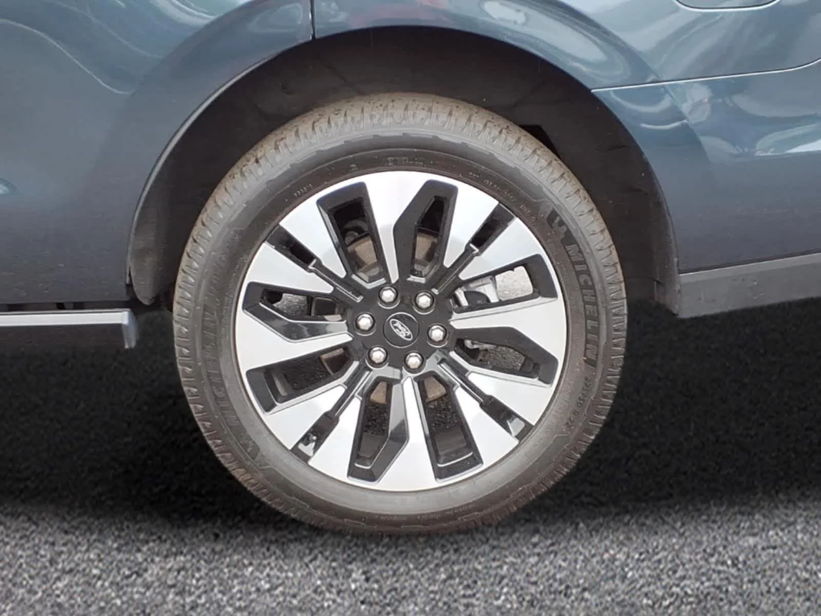 Used 2025 Stone Blue Metallic Ford Platinum image 3