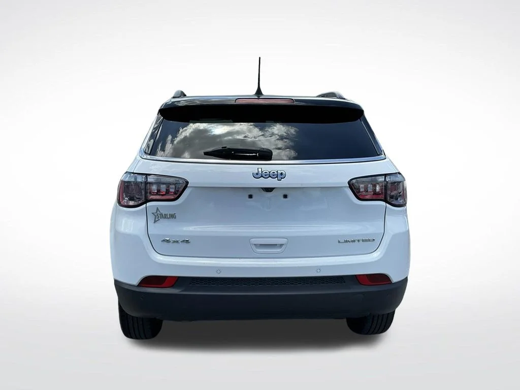 Used 2025 White Jeep Limited image 7
