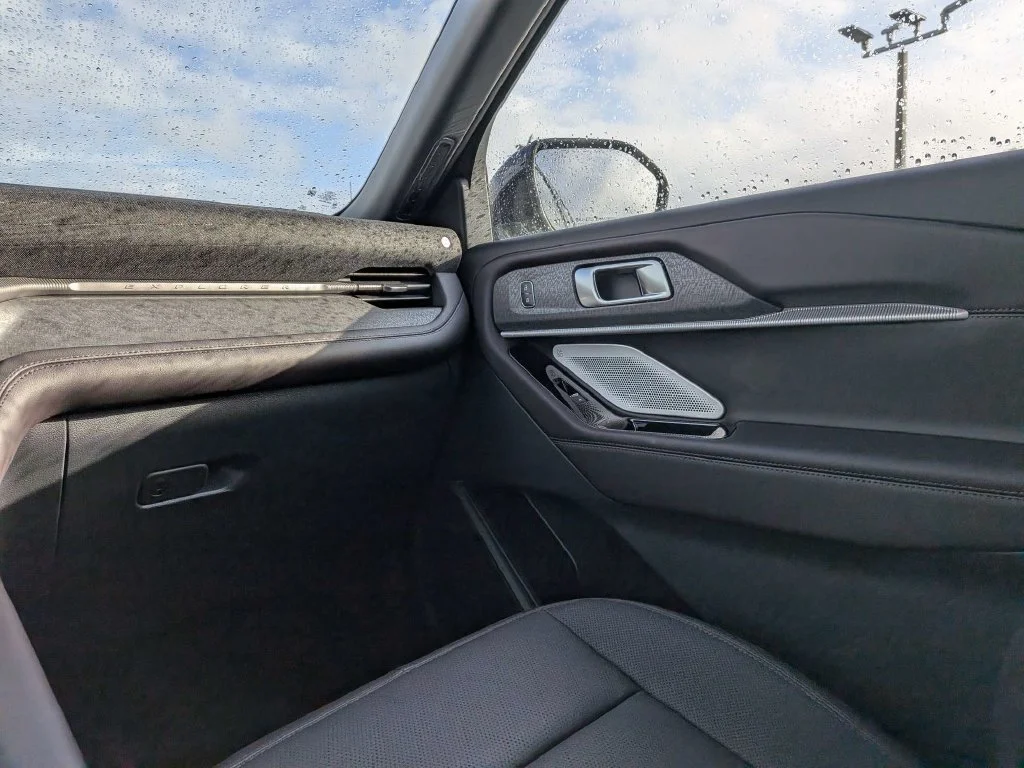 New 2026 Carbonized Gray Metallic Ford Platinum™ image 17