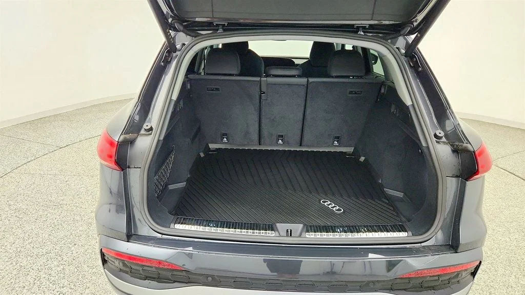 Used 2025 Tambora Gray Metallic Audi Premium Plus 2.0 TFSI quattro w/ B&O Sound & Pano Roof image 21