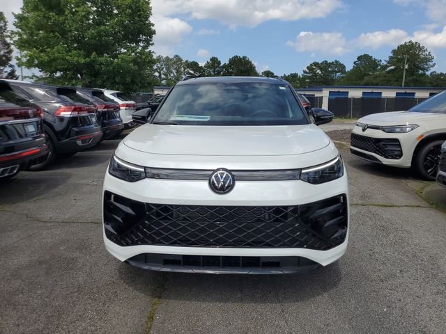 New 2026 White Volkswagen SE R-Line Black image 2