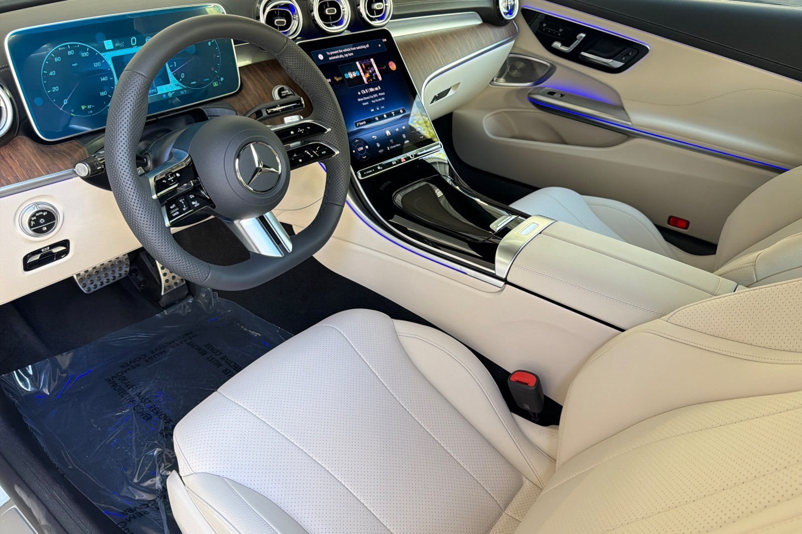 New 2026 Polar White Mercedes-Benz CLE 450 image 16