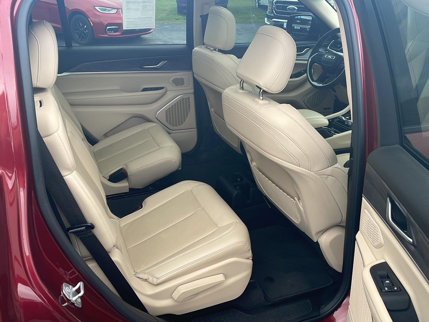 Used 2021 Velvet Red Pearlcoat Jeep Limited image 29