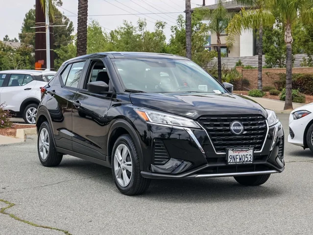 2024 Nissan Kicks S