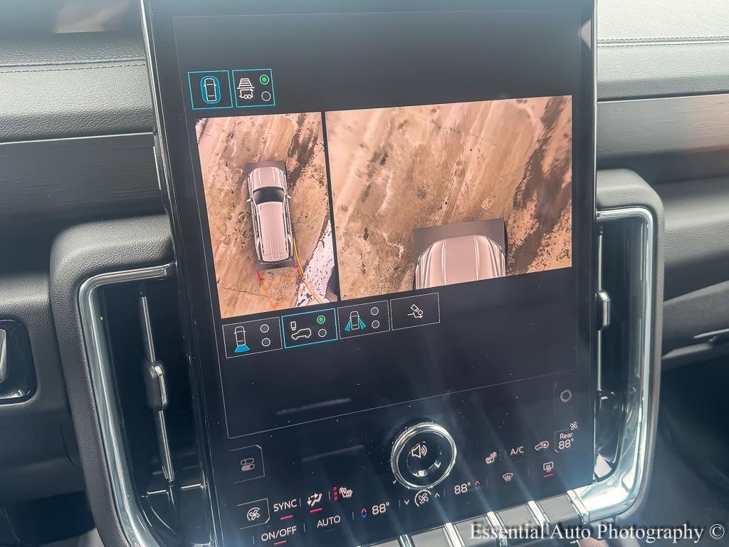 2025 GMC YUKON - Image 19