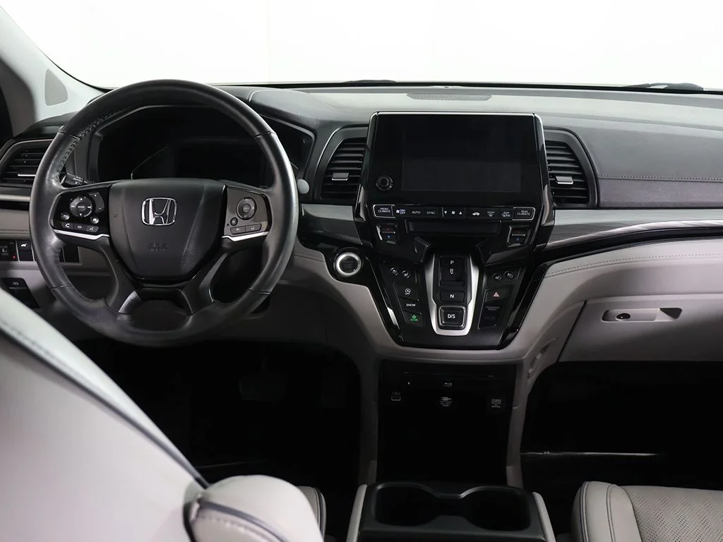 Used 2023 Gray Honda Elite image 35