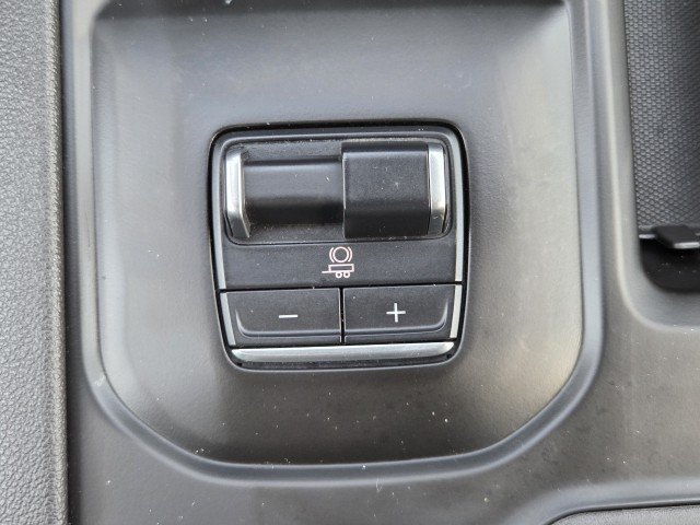 Used 2024 Summit White GMC AT4 image 43