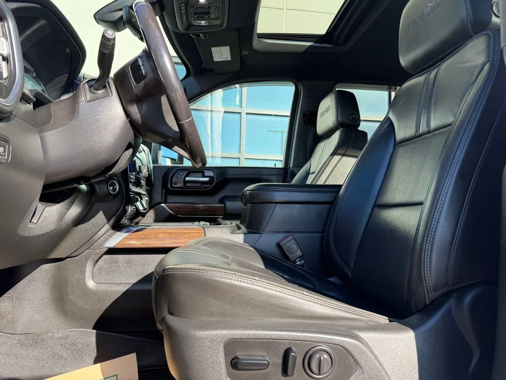 Used 2020 Beige Chevrolet High Country image 11