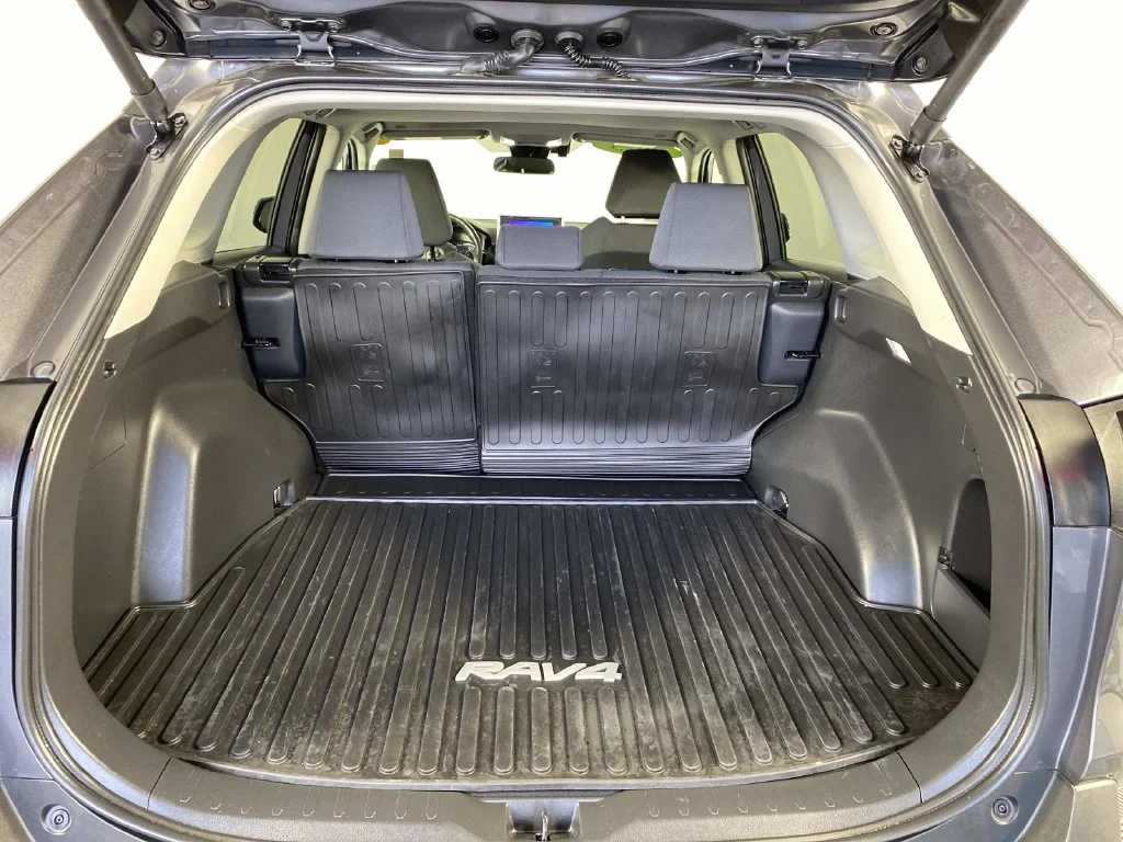 Used 2025 Magnetic Gray Metallic Toyota XLE image 8