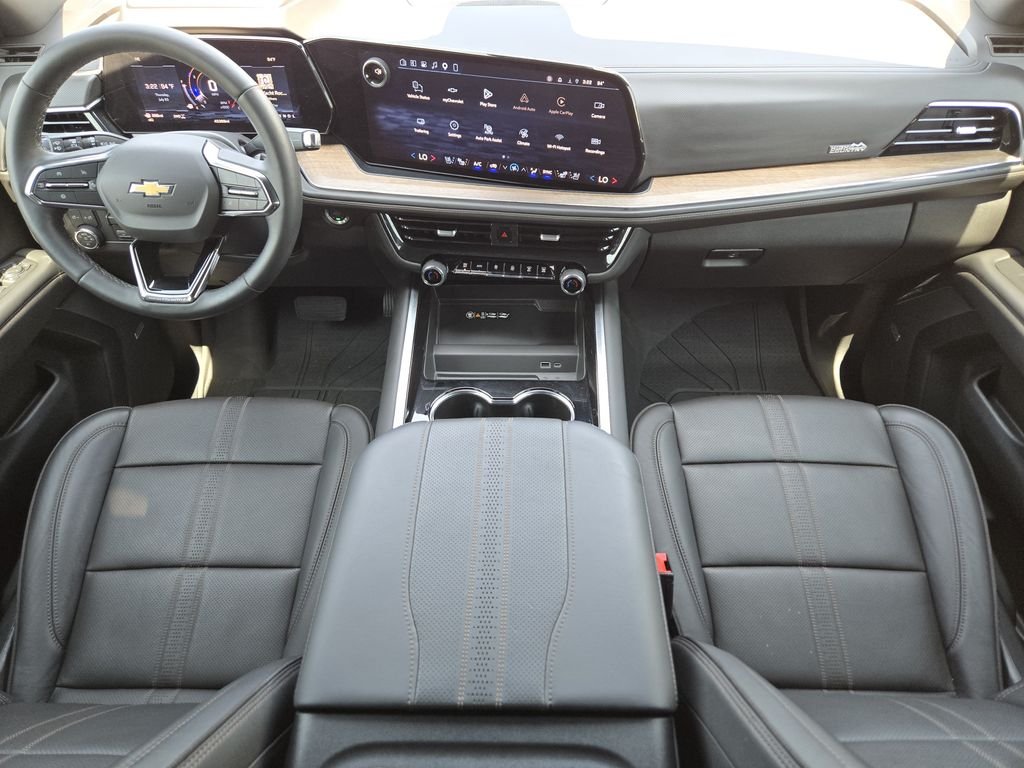 Used 2025 Black Chevrolet High Country image 27