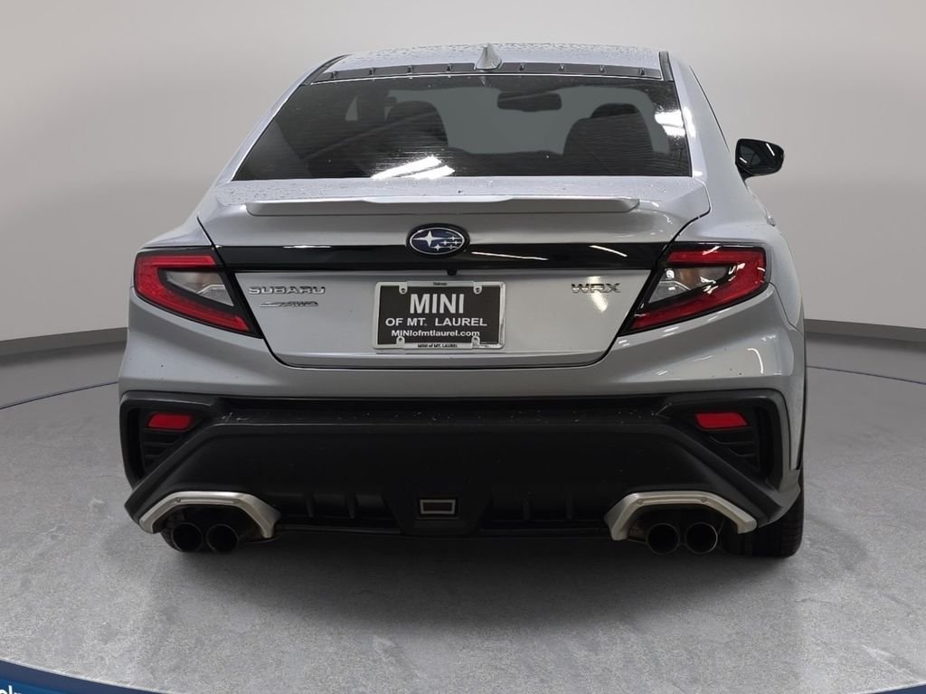 Used 2022 Silver Subaru Limited image 7