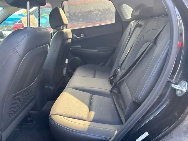 Used 2018 Ultra Black Hyundai Limited image 7